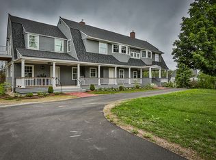 26 N Main St, Mont Vernon, NH 03057