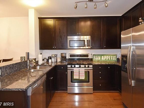 Kitchen - 1st view