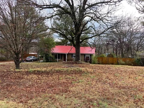 201 Sulphur City Rd, Fayetteville, AR 72701