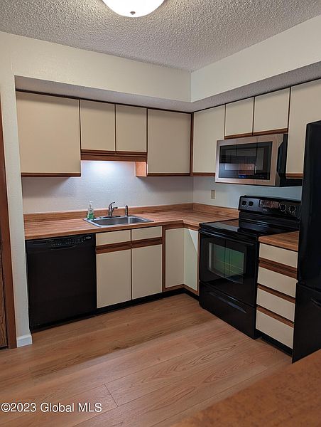 4th image of 24 Cromwell Drive