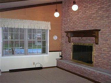 4th image of 1078 Susan Ln