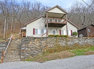 570 Mountain St, Aberdeen, OH 45101