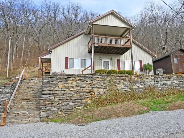 570 Mountain St, Aberdeen, OH 45101