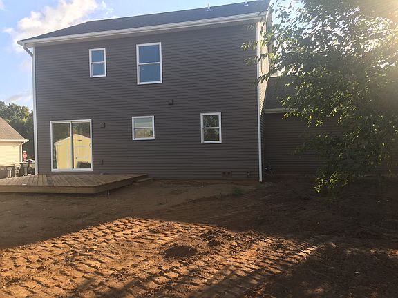 3rd image of 4253 Prairie Hill St