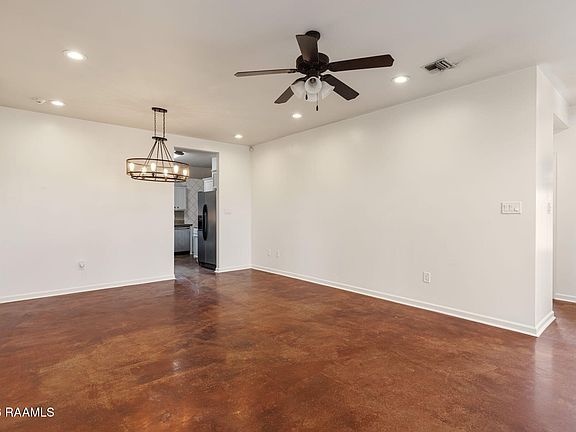 5th image of 108 Niki Ln