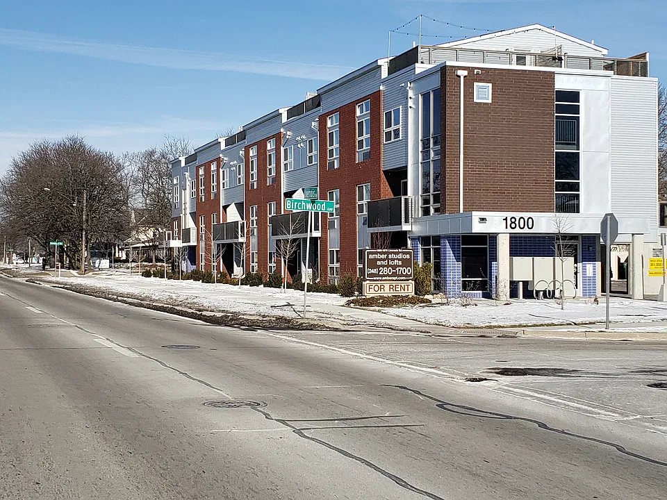 1800 Livernois Rd #201