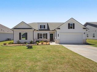 31 Westover Rd, Cartersville, GA 30120