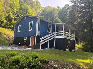 344 Deerlick Rd, Pineville, WV 24874