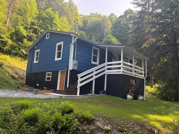 344 Deerlick Rd, Pineville, WV 24874