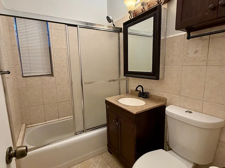 231 S Palmway #4 — Photo 5