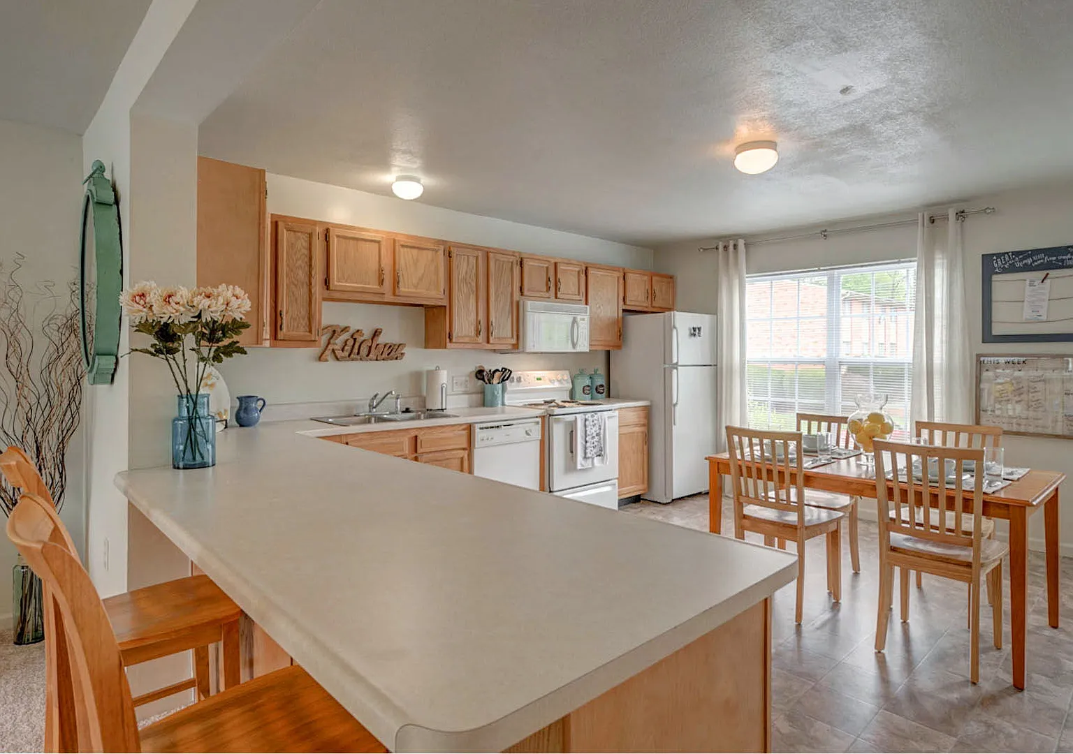 The Grand at the Riverway — Photo 4