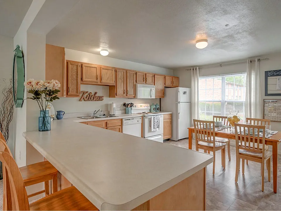 Kitchen island