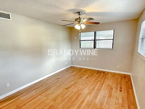 5th image of 6642 Lucente Dr