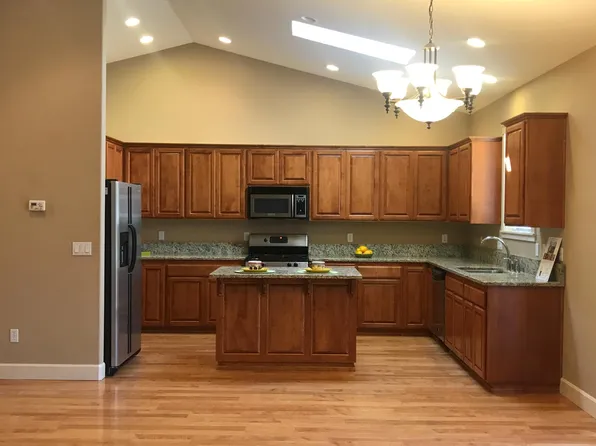 4091 SW Tommy Armour Ln, Redmond, OR 97756