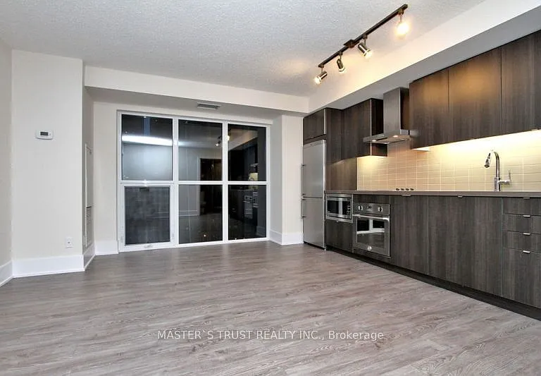 300 Front St W #1004 — Photo 2