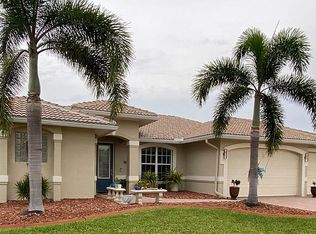 22450 Fountain Lakes Blvd, Estero, FL 33928