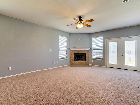 3rd image of 4425 Nature Dr