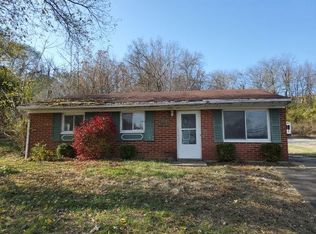 4895 Winton Ridge Ln, Cincinnati, OH 45232