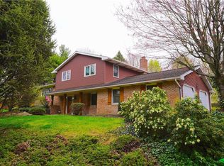 3828 Vista Dr, Slatington, PA 18080