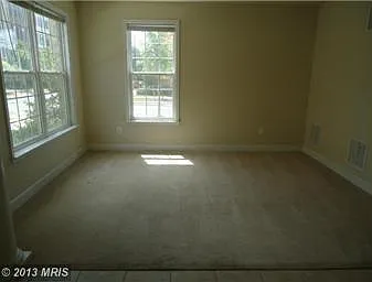 Very Nice End Unit Townhouse In Gaithersburg, Md — Photo 3
