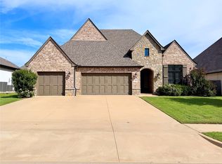 6601 S Indianwood Ave, Broken Arrow, OK 74011