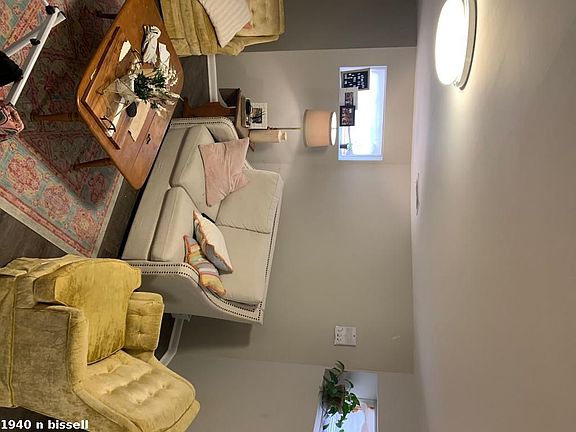 5th image of 1940 N Bissell St #226