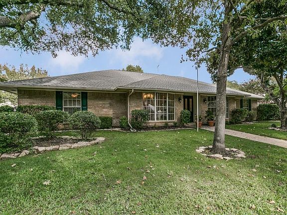 3rd image of 7223 Winterwood Ln