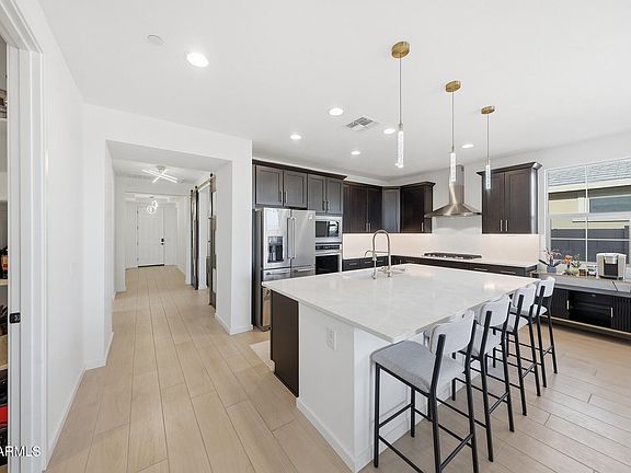 3rd image of 13511 W CALLE DE BACA --