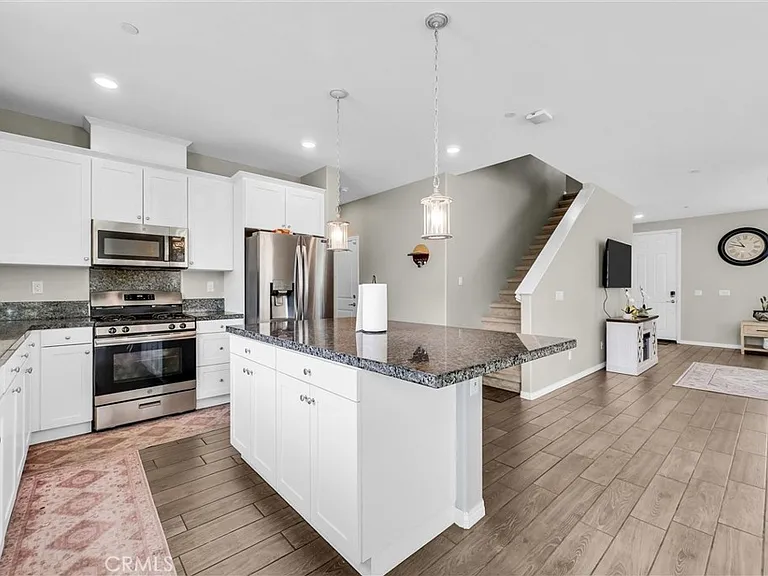 1059 Little Leaf St — Photo 10