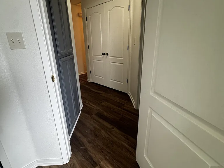 2138 W Solis St — Photo 13