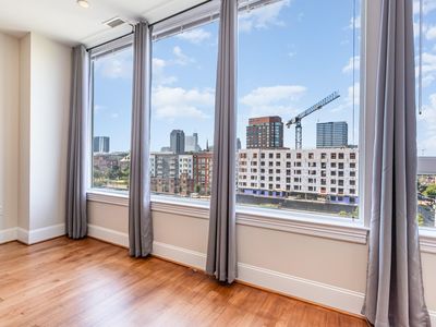 400 W North St APT 904, Raleigh, NC, 27603