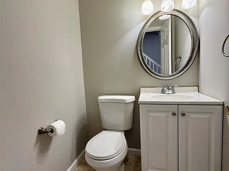 56 Coolidge St — Photo 8