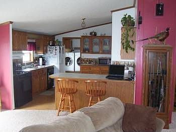 4th image of 8584 Fieldstone Dr