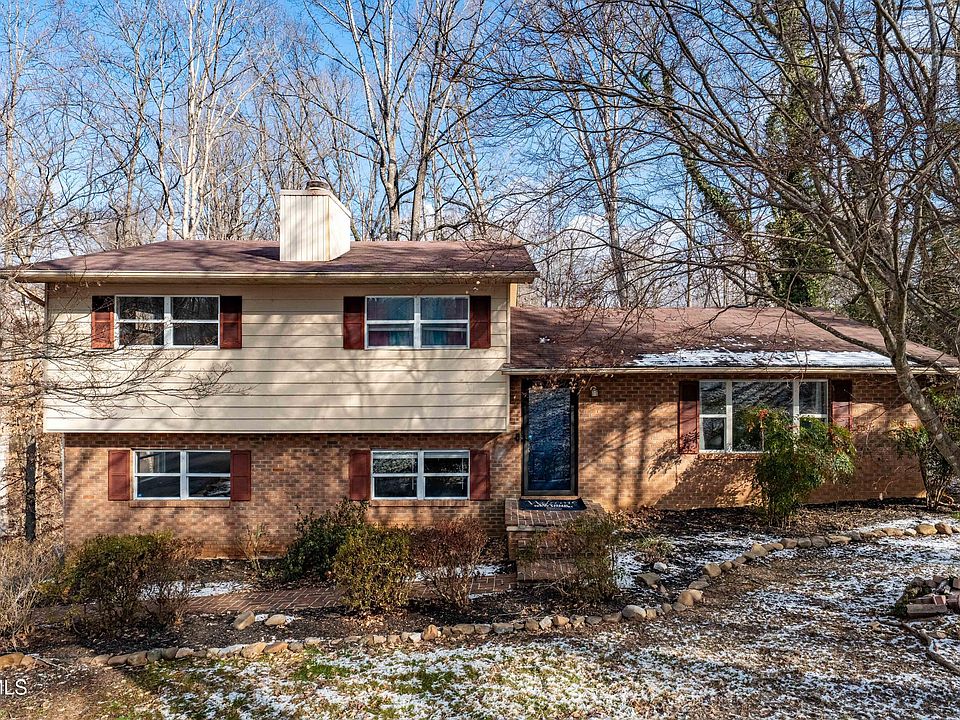 1st image of 108 Saratoga Cir