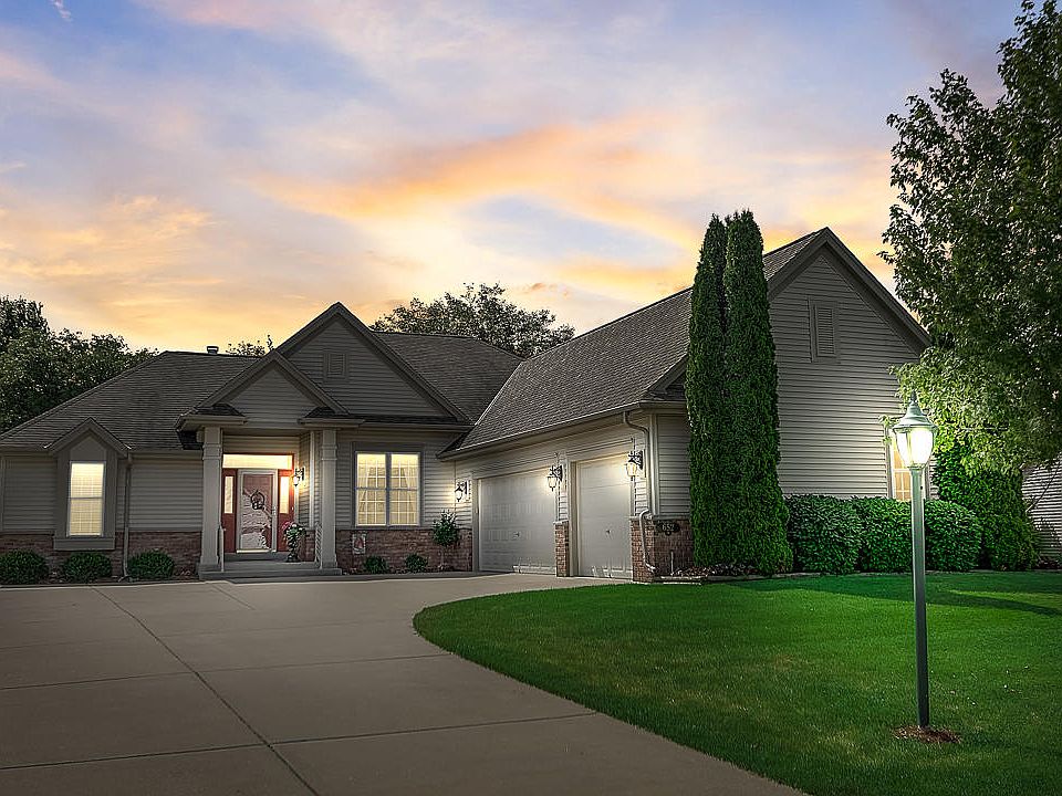 1st image of 652 Cherrywood Dr