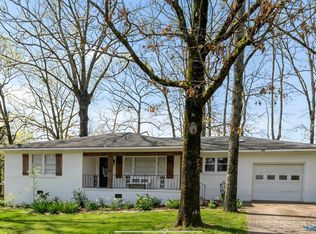 808 12th Ave NW, Arab, AL 35016