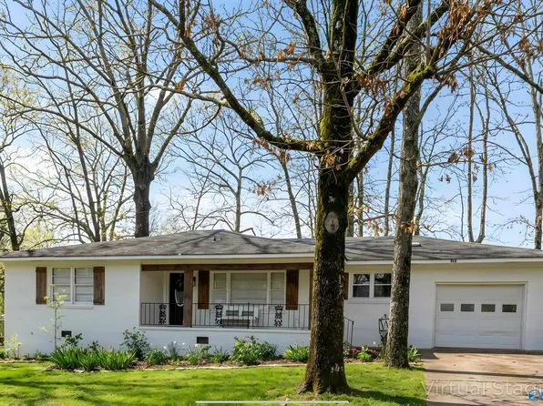 808 12th Ave NW, Arab, AL 35016