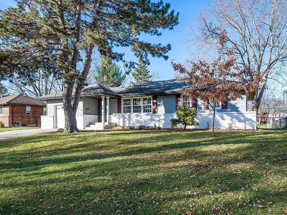 1st image of 4416 Estate Dr