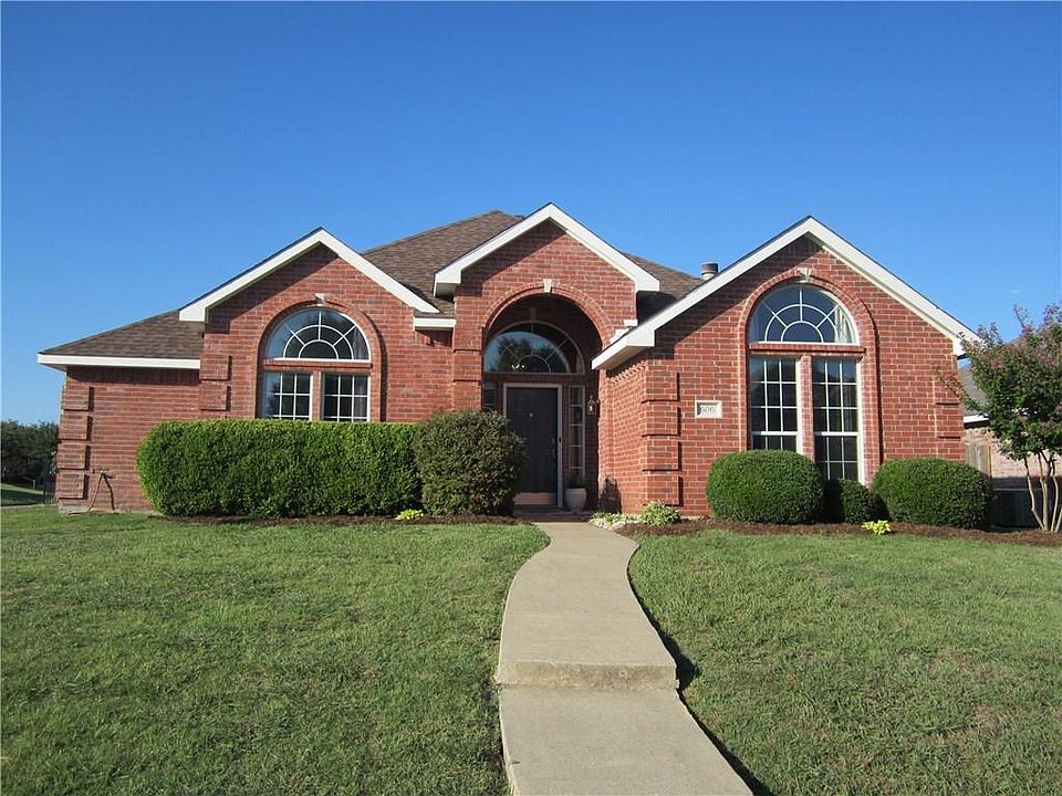 1st image of 606 Primrose Ln