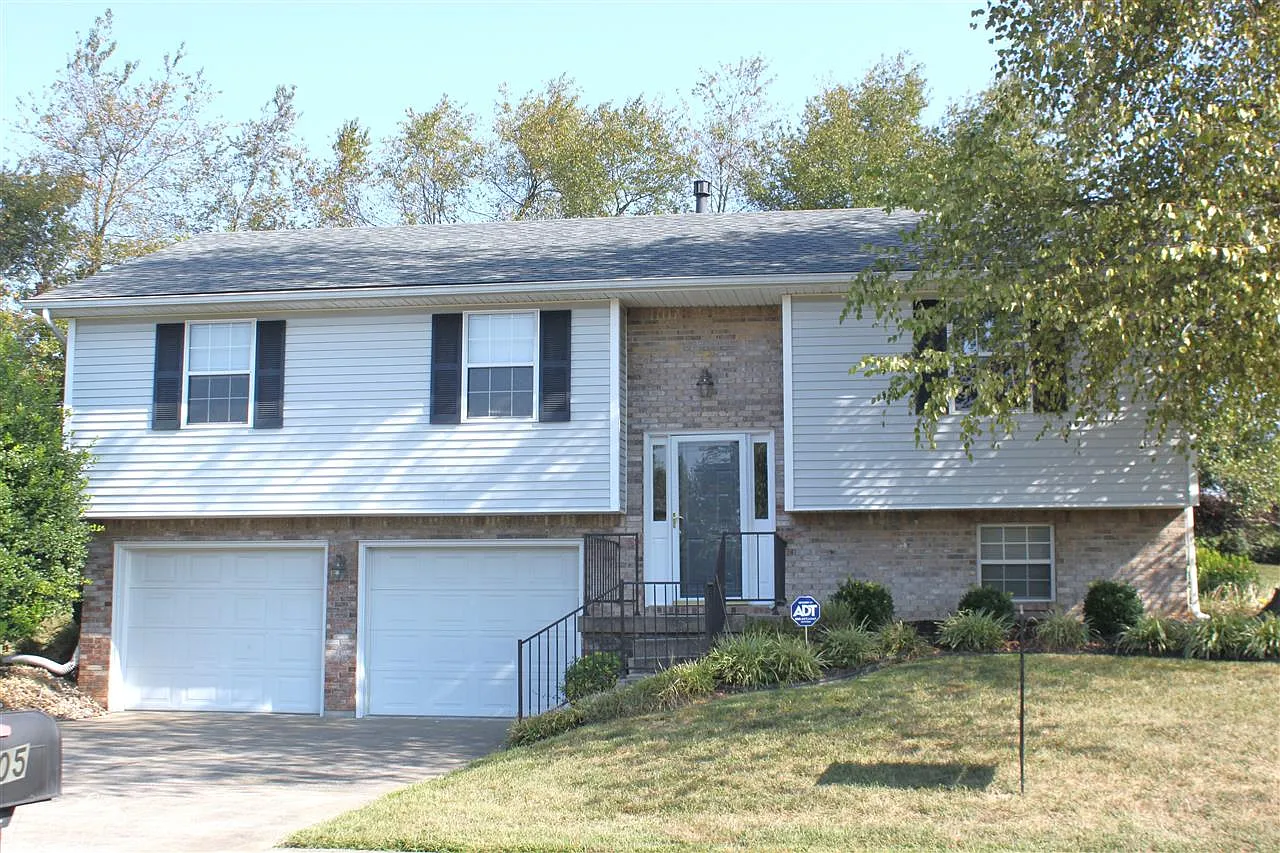 405 Ridgecrest Rd photo 1