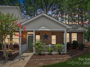 206 Stone Village Dr, Fort Mill, SC 29708