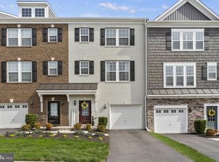 6095 Camerons Ferry Dr, Haymarket, VA 20169