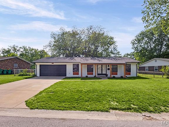 2nd image of 510 Rebecca Dr