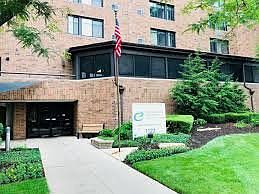 Building Photo 3