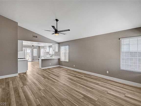 2nd image of 1369 Torington Dr
