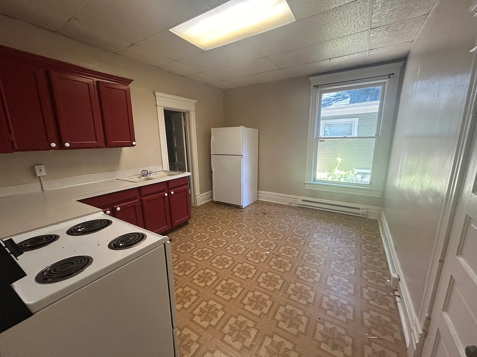 1 bed, 672 sqft, $1,365 — Photo 3