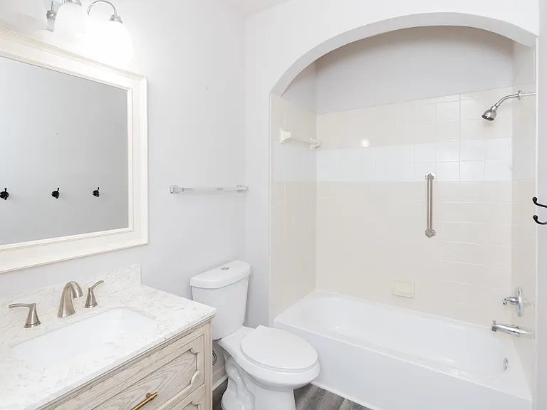 24100 Harbour Vista Cir — Photo 12