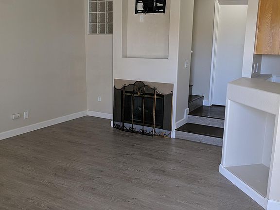 3rd image of 88 Carlsbad Ln