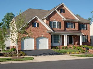 44204 Riverpoint Dr, Leesburg, VA 20176
