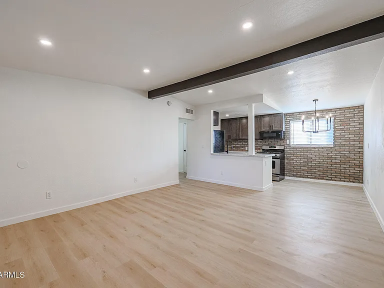 4224 N 12th St #202 — Photo 8